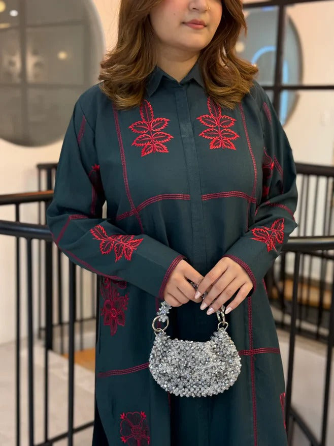 Aira Embroidered 2Pc Linen Set – Elegant Winter Wear