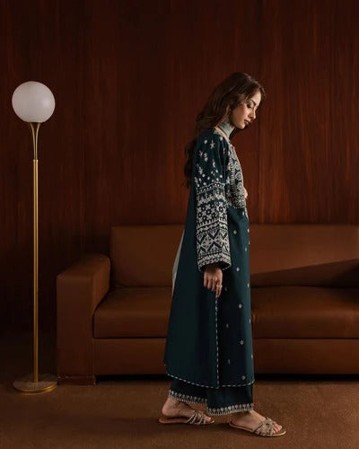 Zari Bella Adaab Embroidered 3Pc Winter Linen Suit